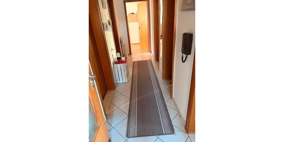 Etagenwohnung Hünfeld - 3 Zimmer, 84 m&sup2;, 625&euro; | Angebot:25419186