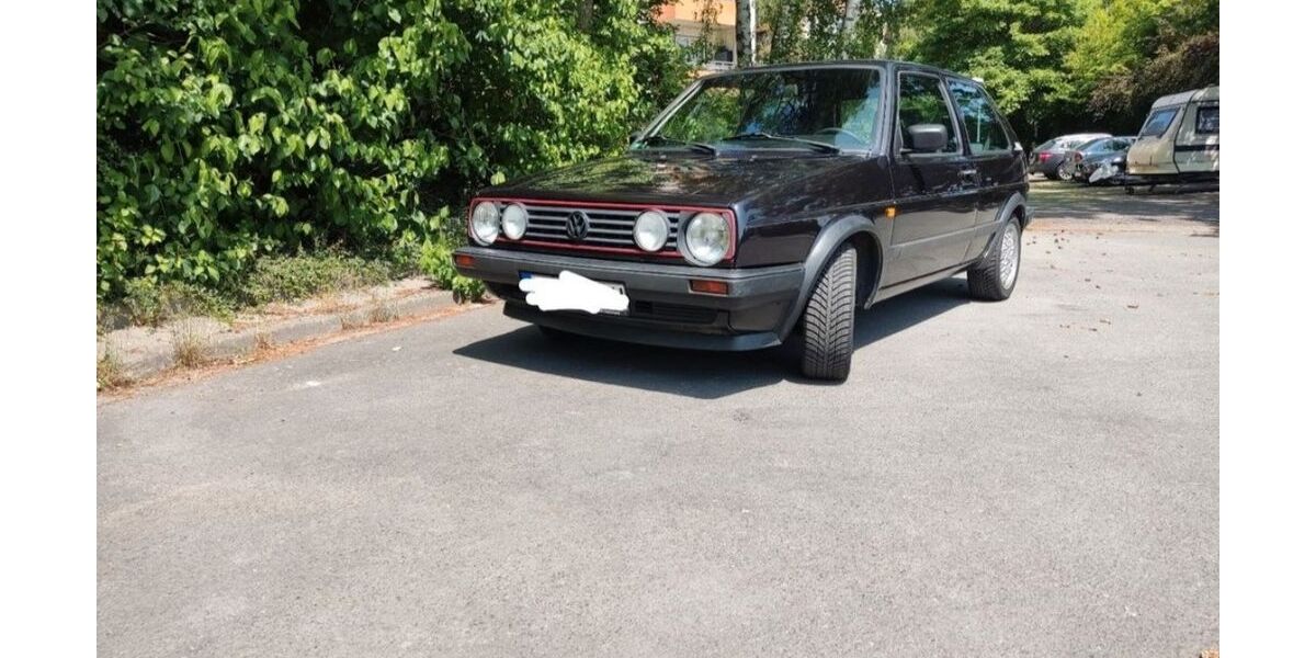 VW Golf 105.000 km 9.000 &euro; Eichenzell 36124