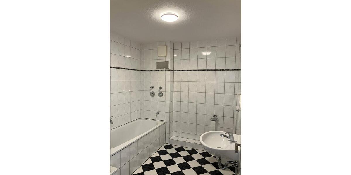 Maisonettenwohnung Herzogenrath - 4 Zimmer, 100 m&sup2;, 179.000&euro; | Angebot:27157944