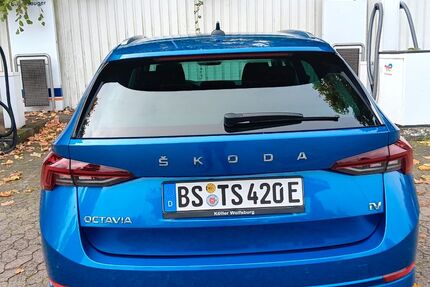 Skoda Octavia 52.000 km 22.600 € Braunschweig 38120