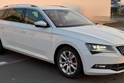 Skoda Superb 256.747 km 8.900 &euro; Großostheim 63762