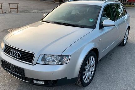 Audi A4 215.000 km 900 € Regensburg 93055
