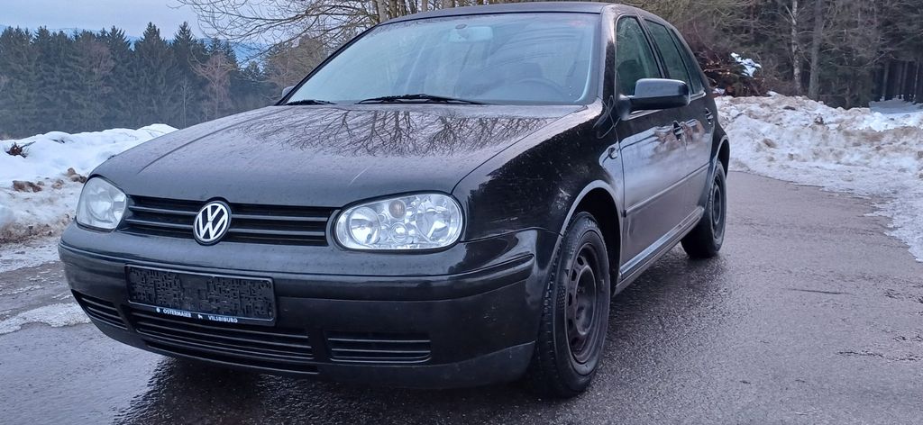 VW Golf 164.941 km 990 &euro; Regen 94209