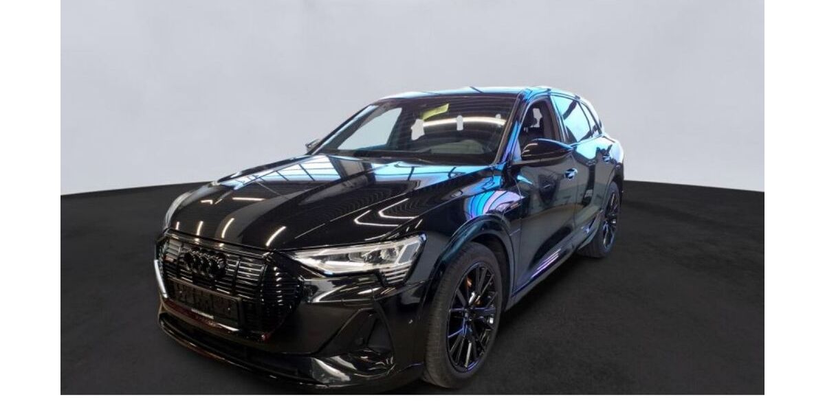Audi e-tron 114.062 km 26.786 &euro; Mitterteich 95666
