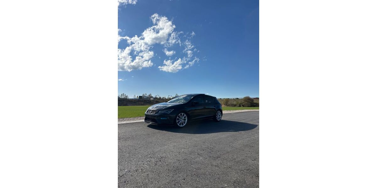 Seat Leon 87.555 km 17.390 &euro; Eisenberg 87637