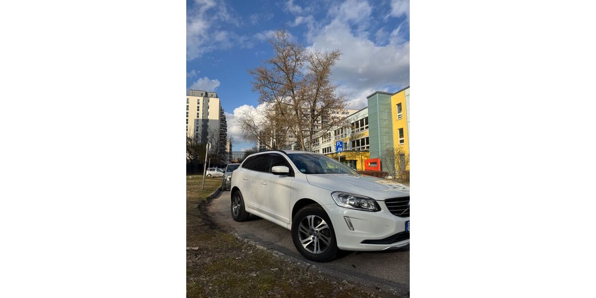Volvo XC60 201.000 km 12.000 &euro; Berlin 12687