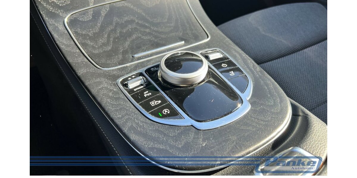 Mercedes-Benz E 200 T-Modell 9G*LED*RFK*NAV*SHZ*Ambient*TotW* 61.566 km 24.990 &euro; Berlin 13187