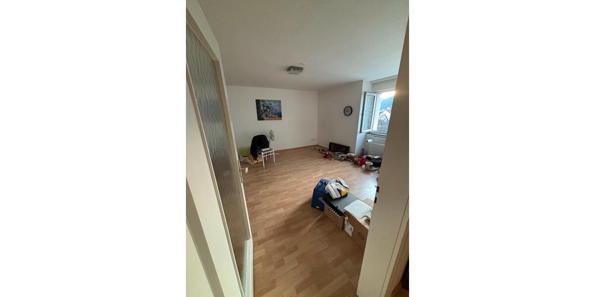 Dachgeschoßwohnung Pforzheim Büchenbronn - 3 Zimmer, 70 m&sup2;, 875&euro; | Angebot:25418081