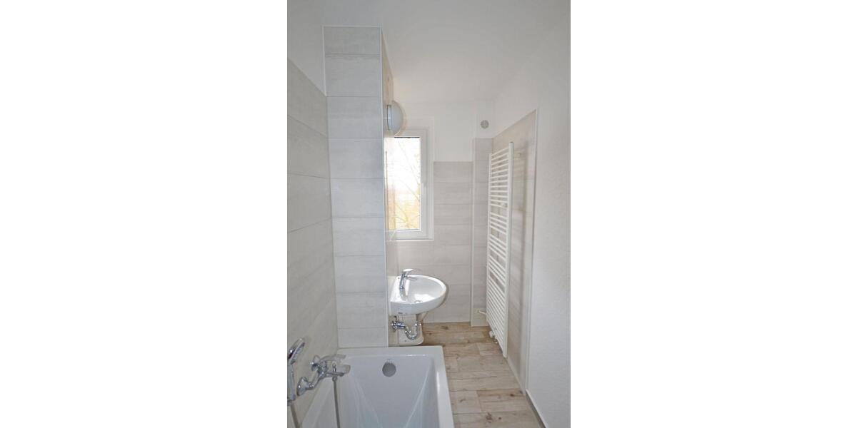 Etagenwohnung Sangerhausen - 4 Zimmer, 72 m&sup2;, 446&euro; | Angebot:26381074