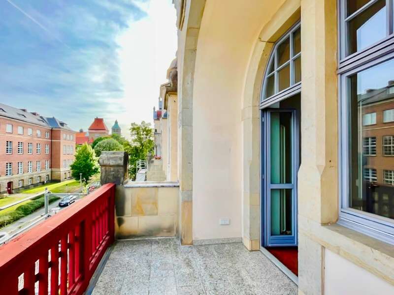 Wohnung zum Mieten in Dresden 1.300 € 130 m²