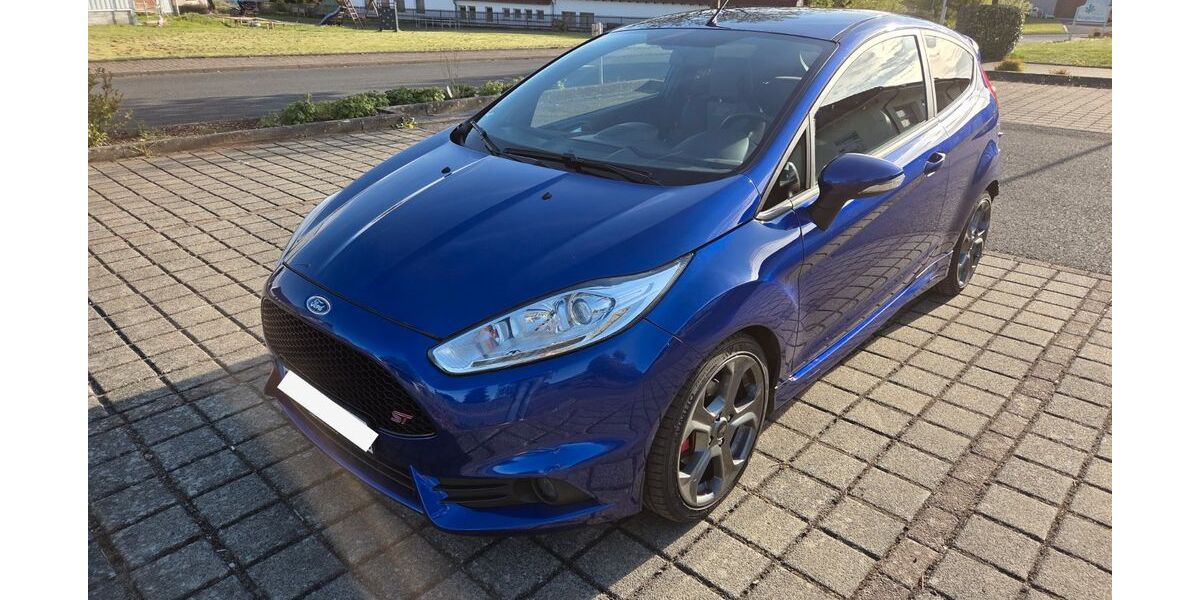 Ford Fiesta 88.900 km 10.500 &euro; Kalbach 36148