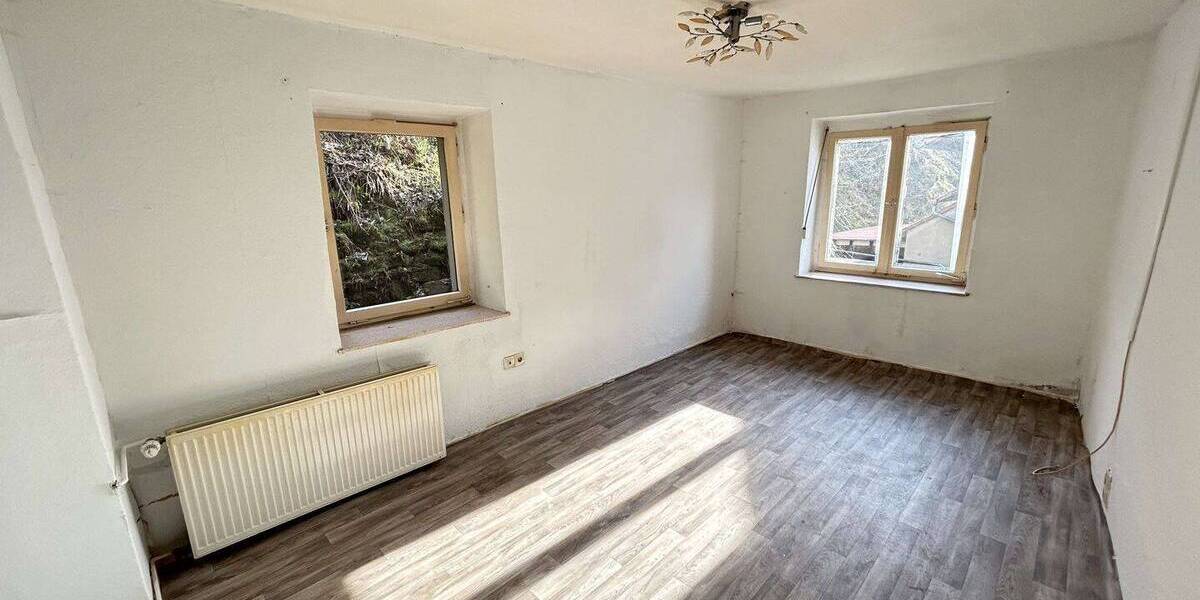 Reihenendhaus Diemelstadt-Wrexen Wrexen - 7 Zimmer, 159 m&sup2;, 125.000&euro; | Angebot:26257921