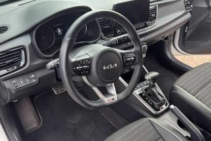 Kia Rio 35.000 km 21.000 € Düsseldorf 40599