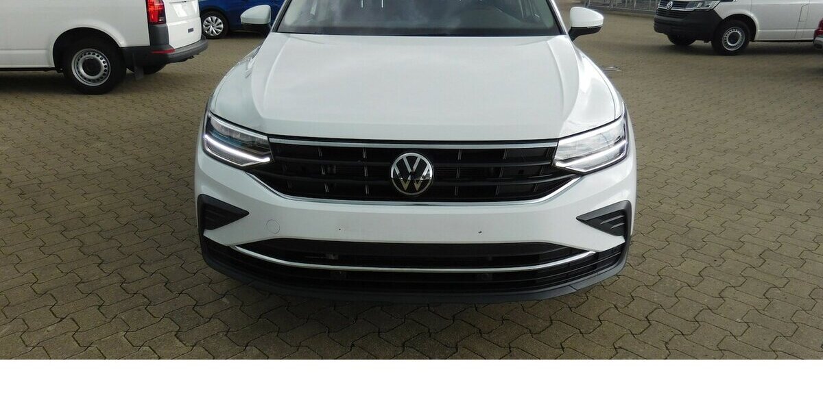 VW Tiguan 1.5 Move Klima TSI Navi 32.400 km 23.990 &euro; Vordorf 38533