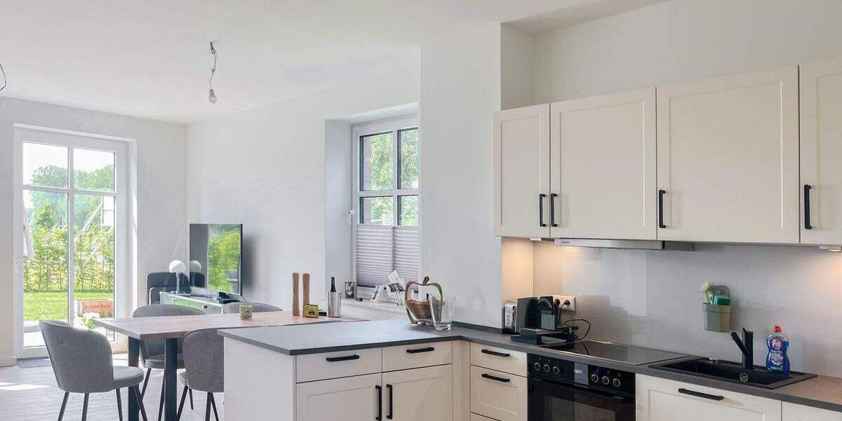 Doppelhaushälfte Seestermühe - 5 Zimmer, 142 m&sup2;, 2.200&euro; | Angebot:25774670