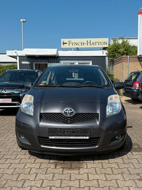 Toyota Yaris 115.030 km 6.900 € Mönchengladbach 41063