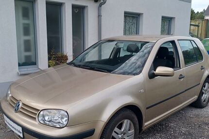 VW Golf 163.500 km 3.900 &euro; Neusorg 95700
