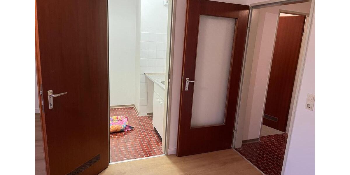 Etagenwohnung Reutlingen - 1 Zimmer, 42 m&sup2;, 895&euro; | Angebot:25048716