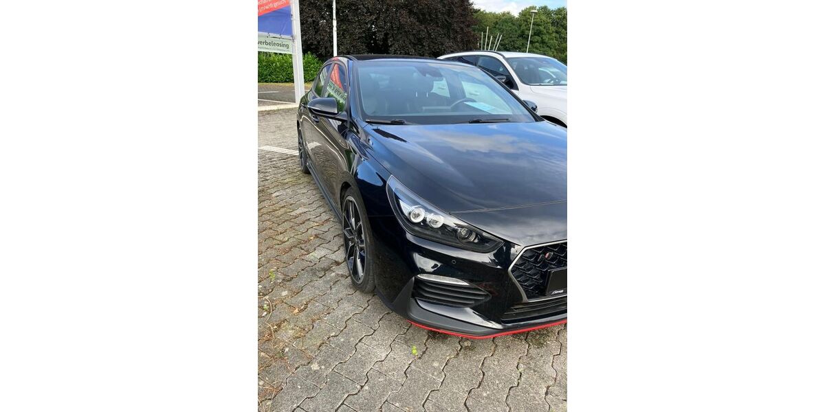 Hyundai i30 99.300 km 19.500 &euro; Rheinfelden 79618