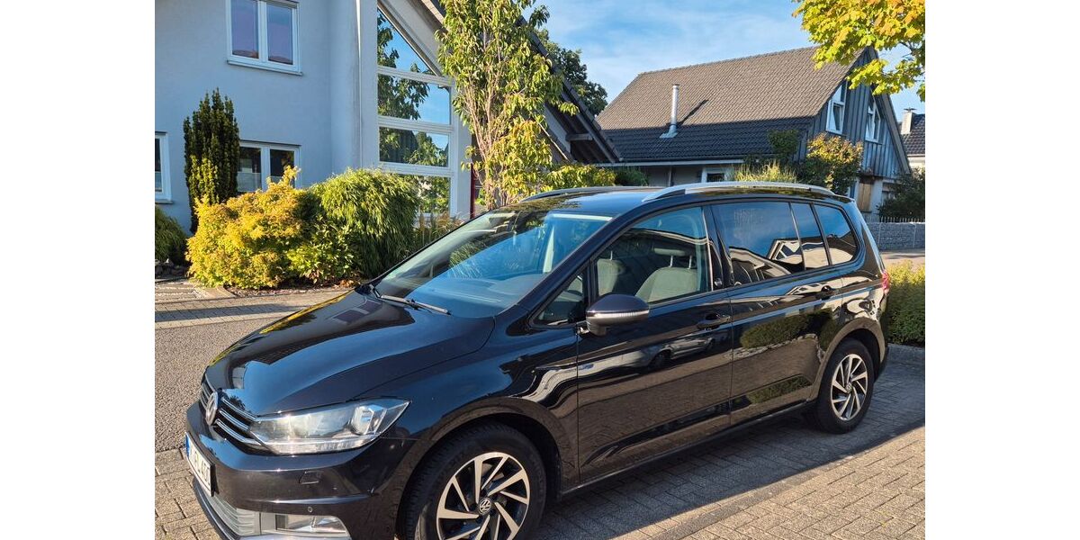 VW Touran 125.000 km 16.800 &euro; Meinerzhagen 58530