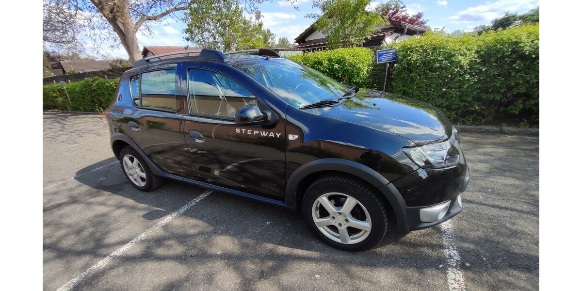 Dacia Sandero 148.000 km 4.900 &euro; Konstanz 78467