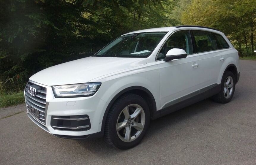 Q7