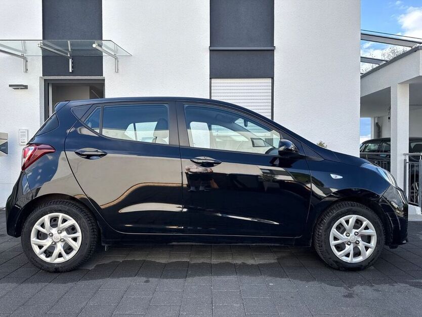 i10