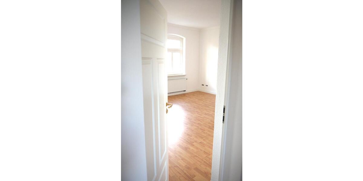 Etagenwohnung Artern - 3 Zimmer, 76 m&sup2;, 491&euro; | Angebot:26432698