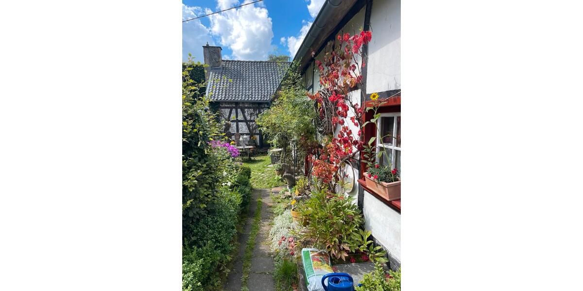 Bauernhaus, Landhaus Schleiden - 7 Zimmer, 256 m&sup2;, 239.000&euro; | Angebot:26890859