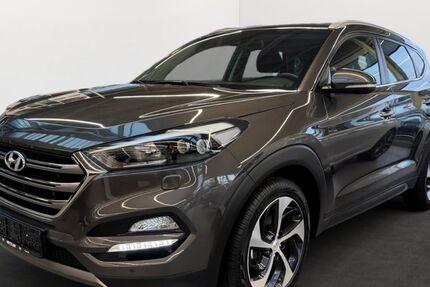 Hyundai TUCSON 80.000 km 16.990 &euro; Kassel 34123