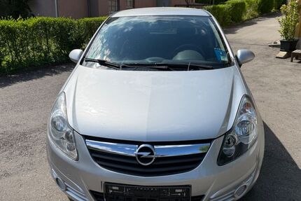 Opel Corsa 123.000 km 3.950 &euro; Freiburg 79104