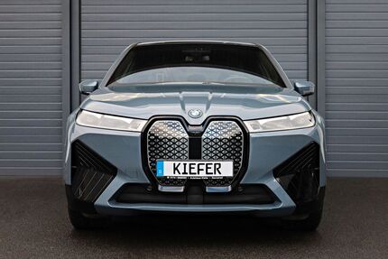 BMW iX 28.975 km 64.950 € Rennerod 56477