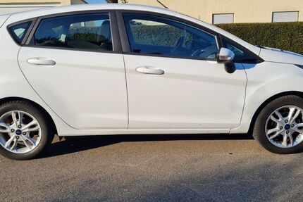 Ford Fiesta 100.300 km 7.950 &euro; Erdmannhausen 71729