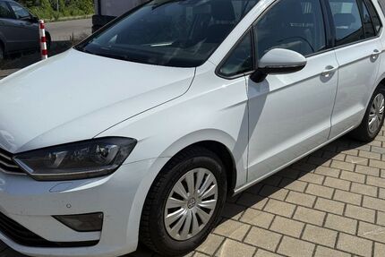 VW Golf Sportsvan 242.000 km 5.990 &euro; ERTINGEN 88521