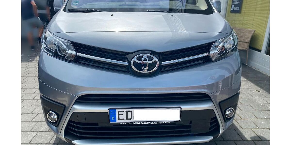 Toyota Proace (Verso) 111.000 km 33.100 &euro; Isen 84424