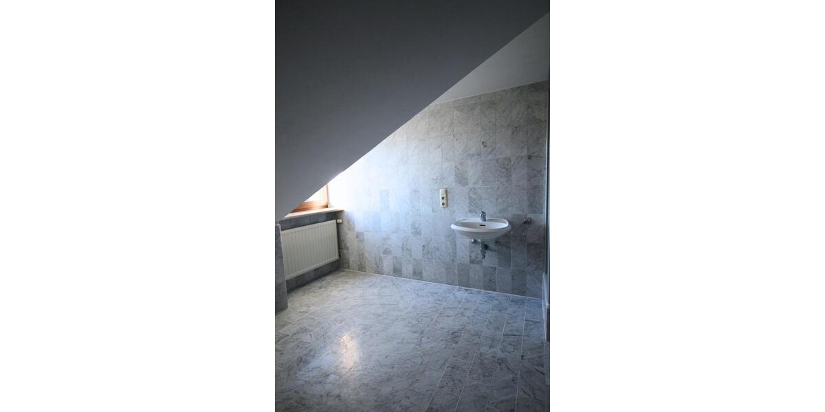 Dachgeschoßwohnung Rothenburg ob der Tauber - 2 Zimmer, 54 m&sup2;, 139.000&euro; | Angebot:27013693