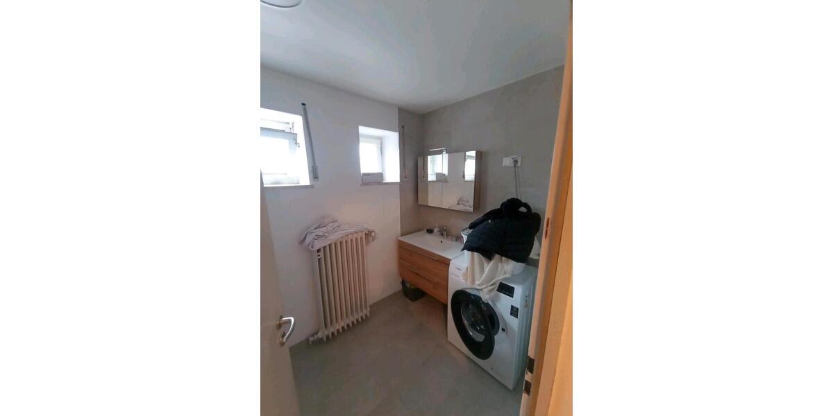 Etagenwohnung Ingolstadt - 7 Zimmer, 208 m&sup2;, 410&euro; | Angebot:26403657