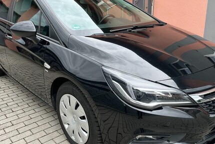 Opel Astra K Lim. 5-trg. 48.300 km 13.500 € Cham 93413