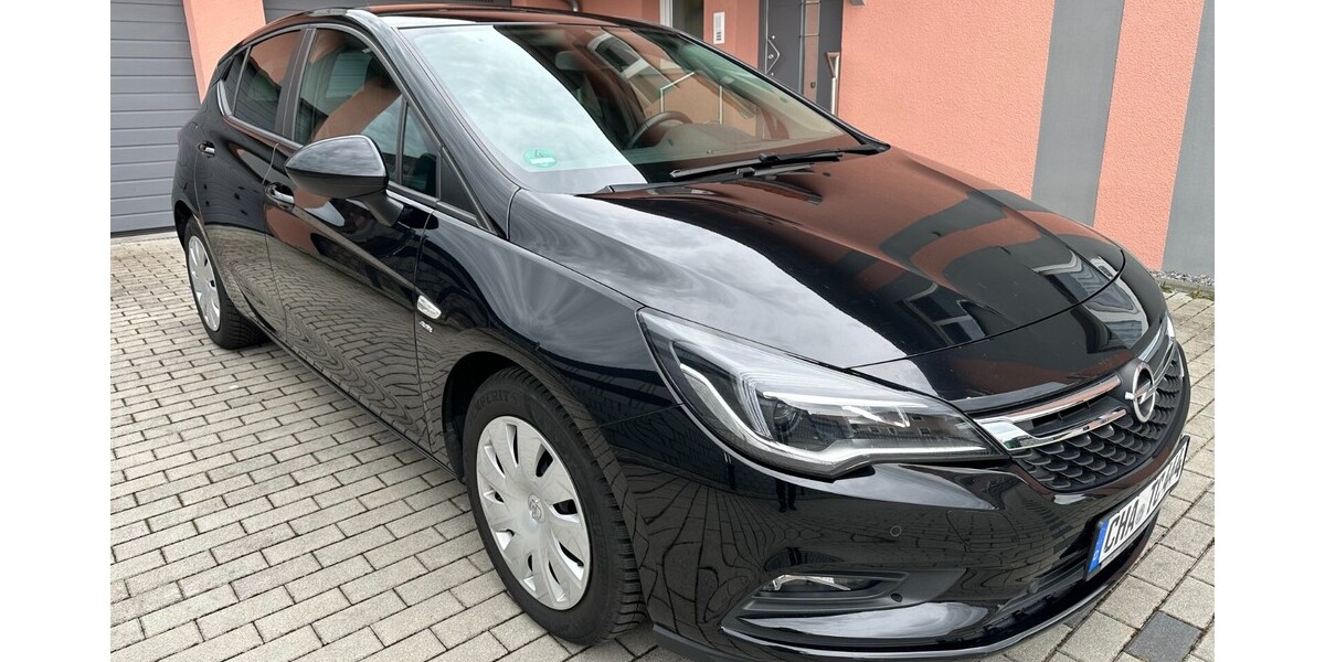 Opel Astra K Lim. 5-trg. 48.300 km 13.500 &euro; Cham 93413