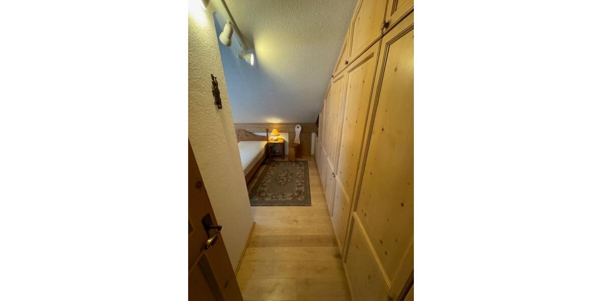 Dachgeschoßwohnung Füssen - 3 Zimmer, 75 m&sup2;, 1.200&euro; | Angebot:25218928