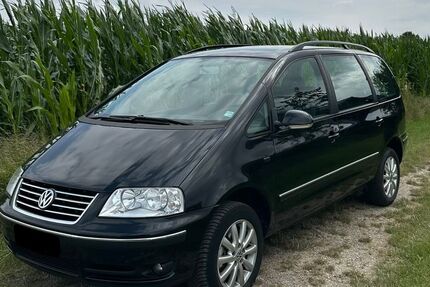 VW Sharan 248.000 km 4.444 &euro; Eschershausen 37632