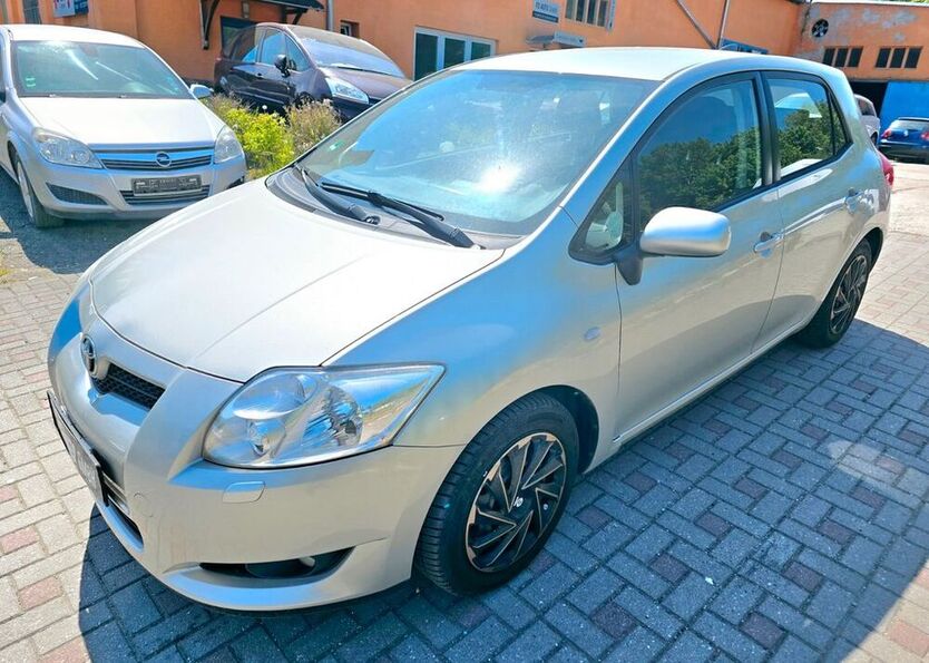 Auris
