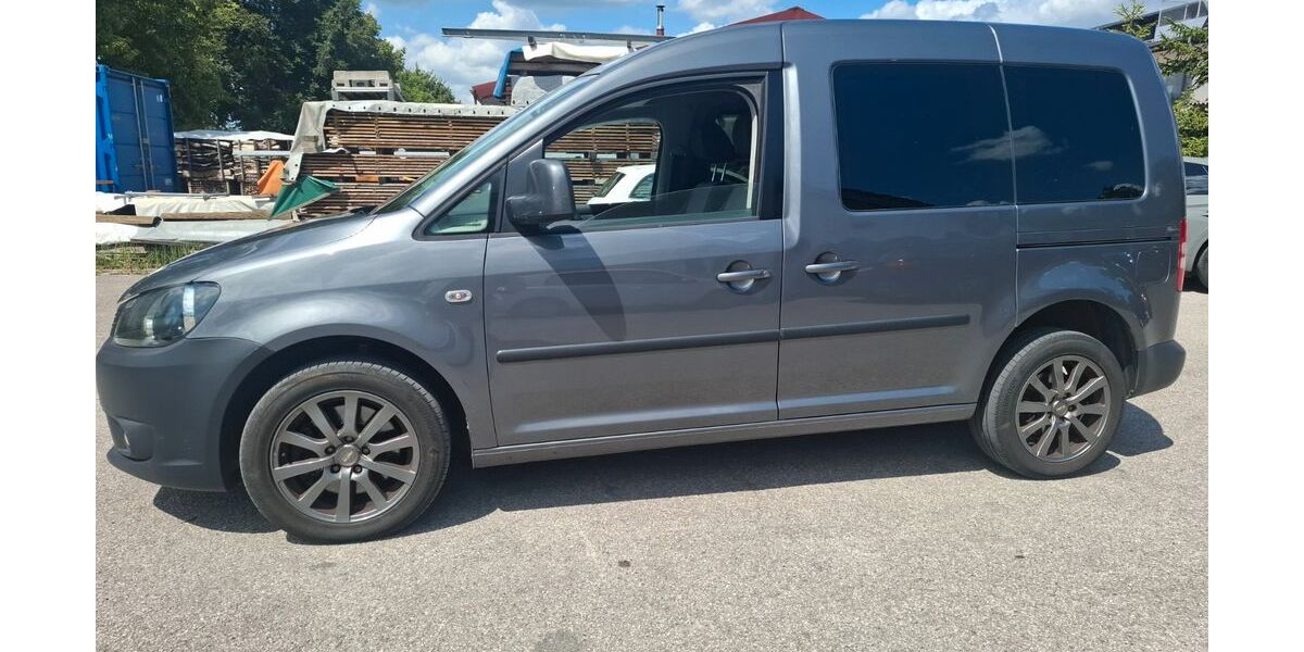 VW Caddy 273.000 km 5.750 &euro; Bad Endorf 83093