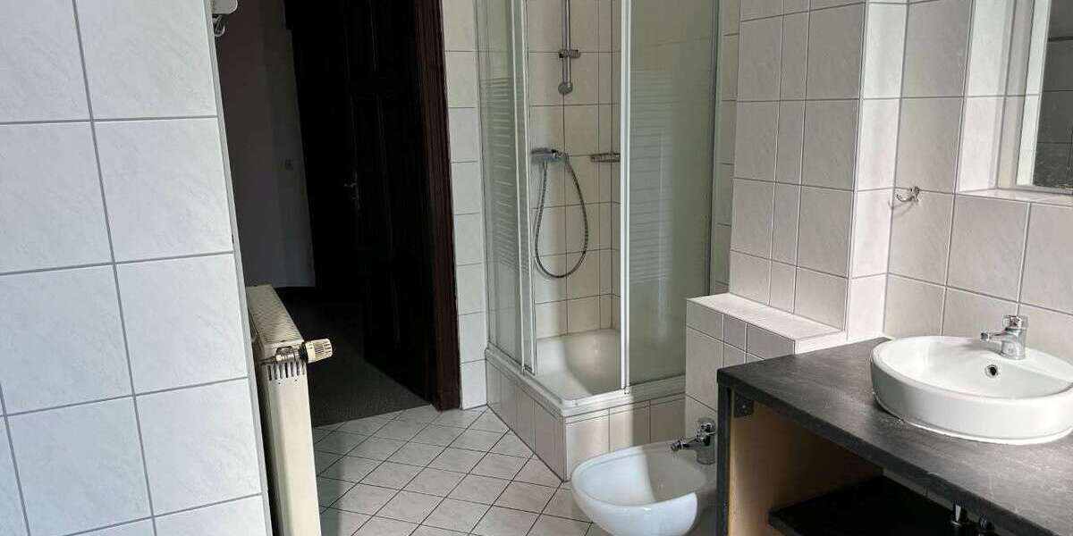 Wohnen in einer Villa - genügend Freiraum für die ganze Familie - Erdgeschoßwohnung Saalfeld/Saale Saale | Angebot:27342172