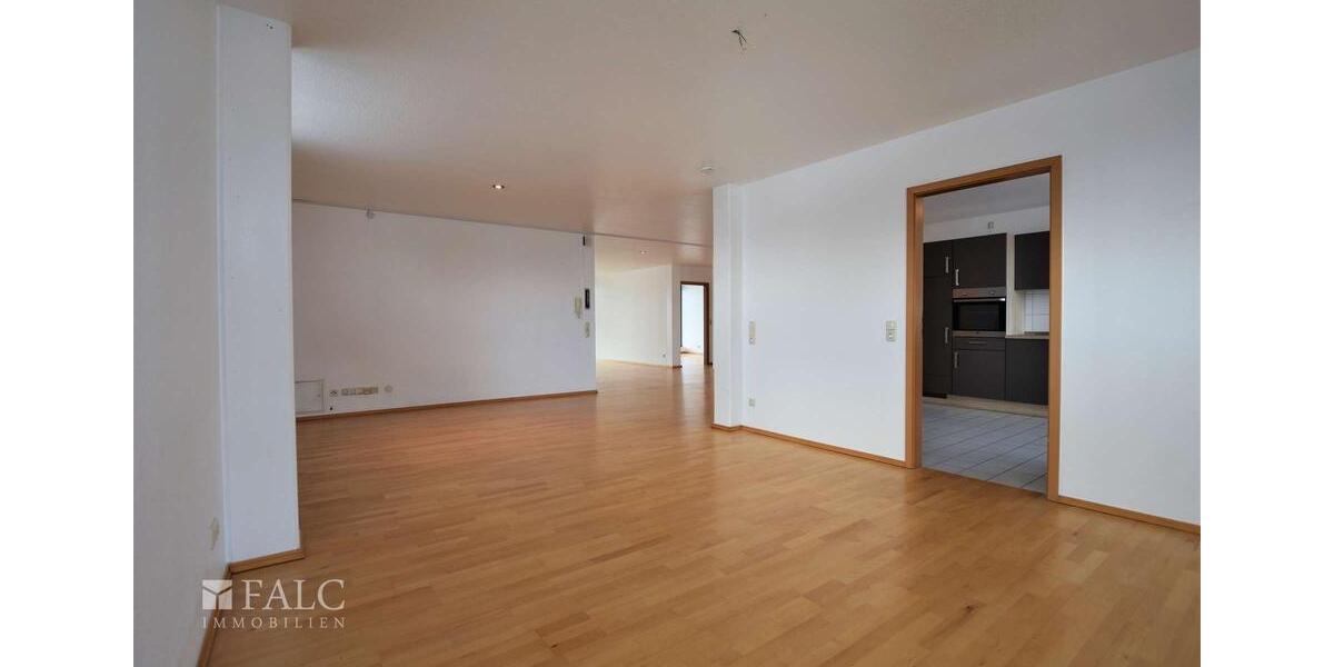 Etagenwohnung Roetgen - 5 Zimmer, 188 m&sup2;, 1.250&euro; | Angebot:24381406
