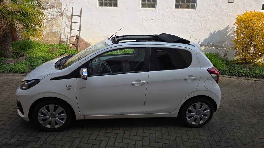 Peugeot 108 81.000 km 8.200 &euro; Harthausen 67376