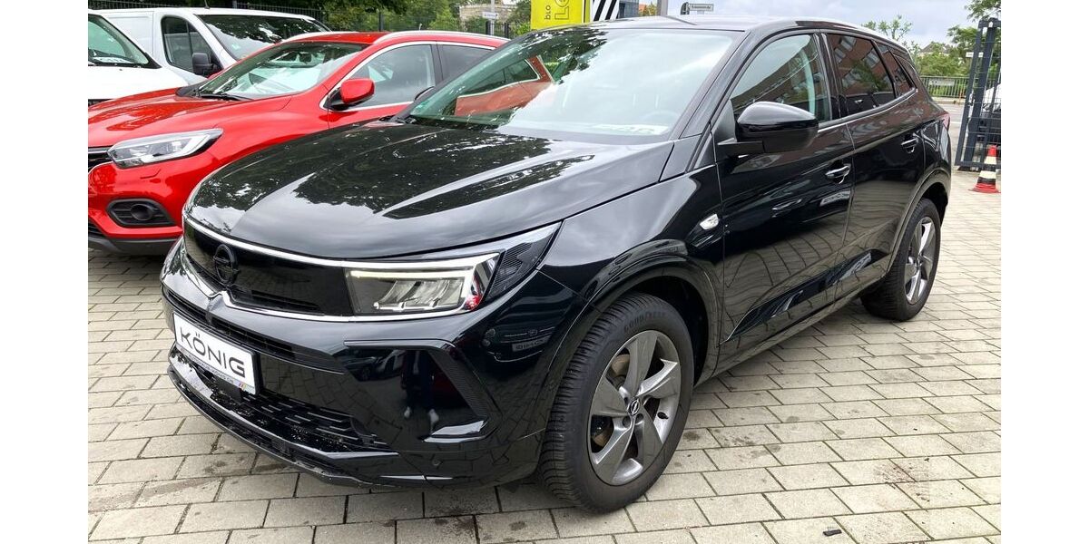 Opel Grandland (X) 14.140 km 23.999 &euro; Berlin 10829
