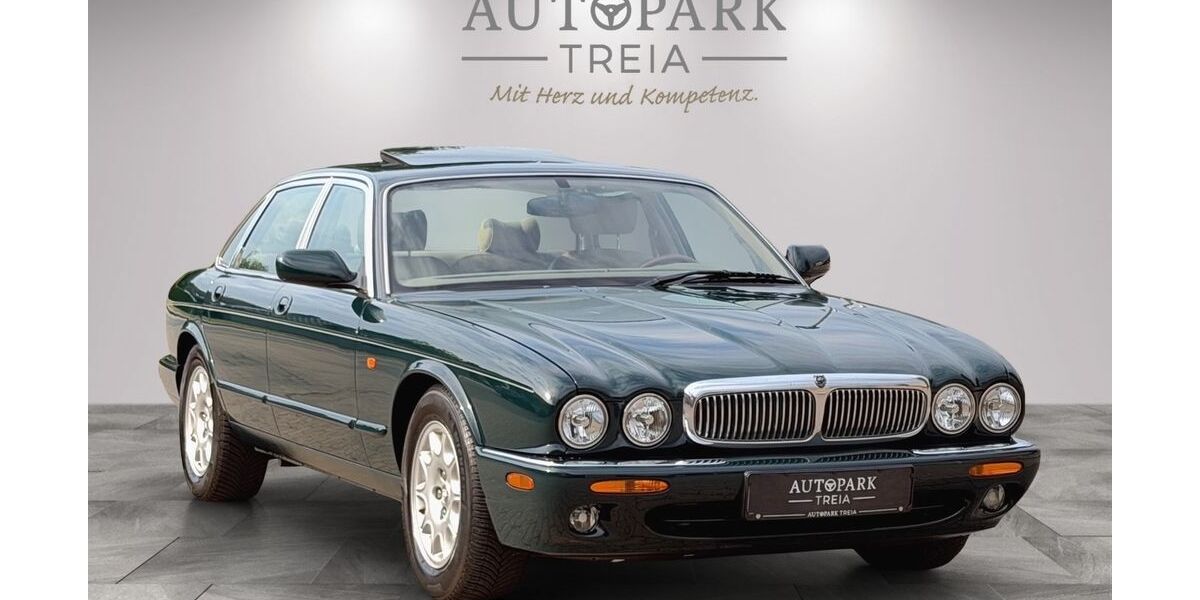 Jaguar XJ8 164.000 km 12.890 &euro; Treia 24896