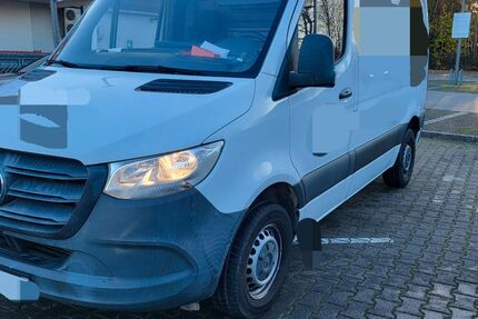 Mercedes-Benz Sprinter 188.000 km 10.999 € Aachen 52070