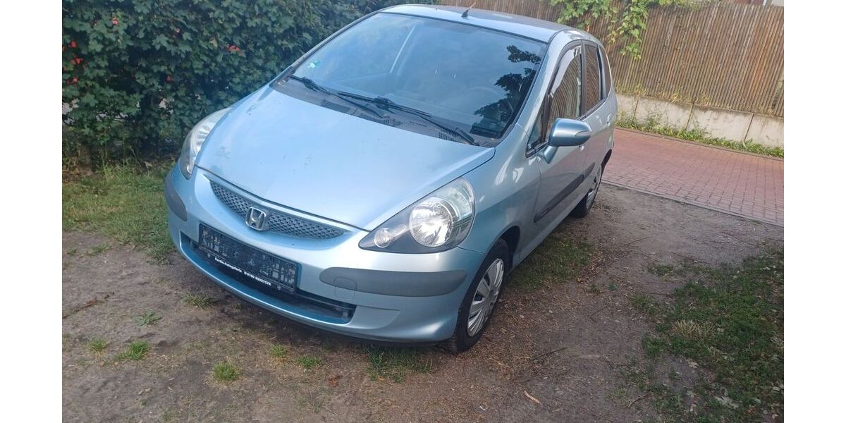 Honda Jazz 108.587 km 3.000 &euro; Hannover 30455